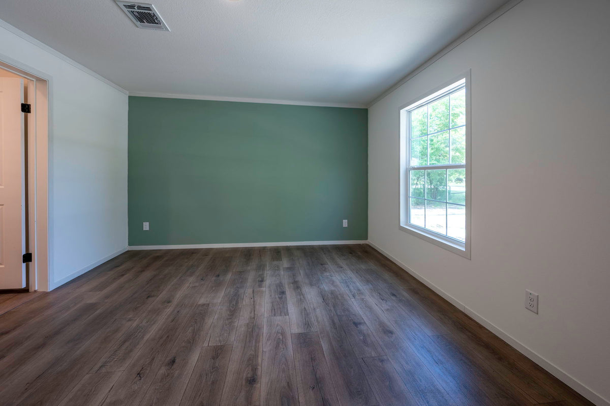 Lake Manor LM2856H32P01