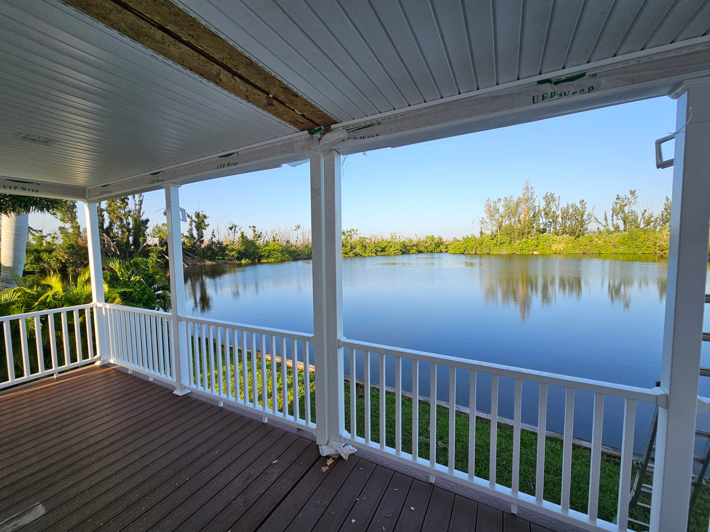 Silver Springs LE 5001-A-Stilt