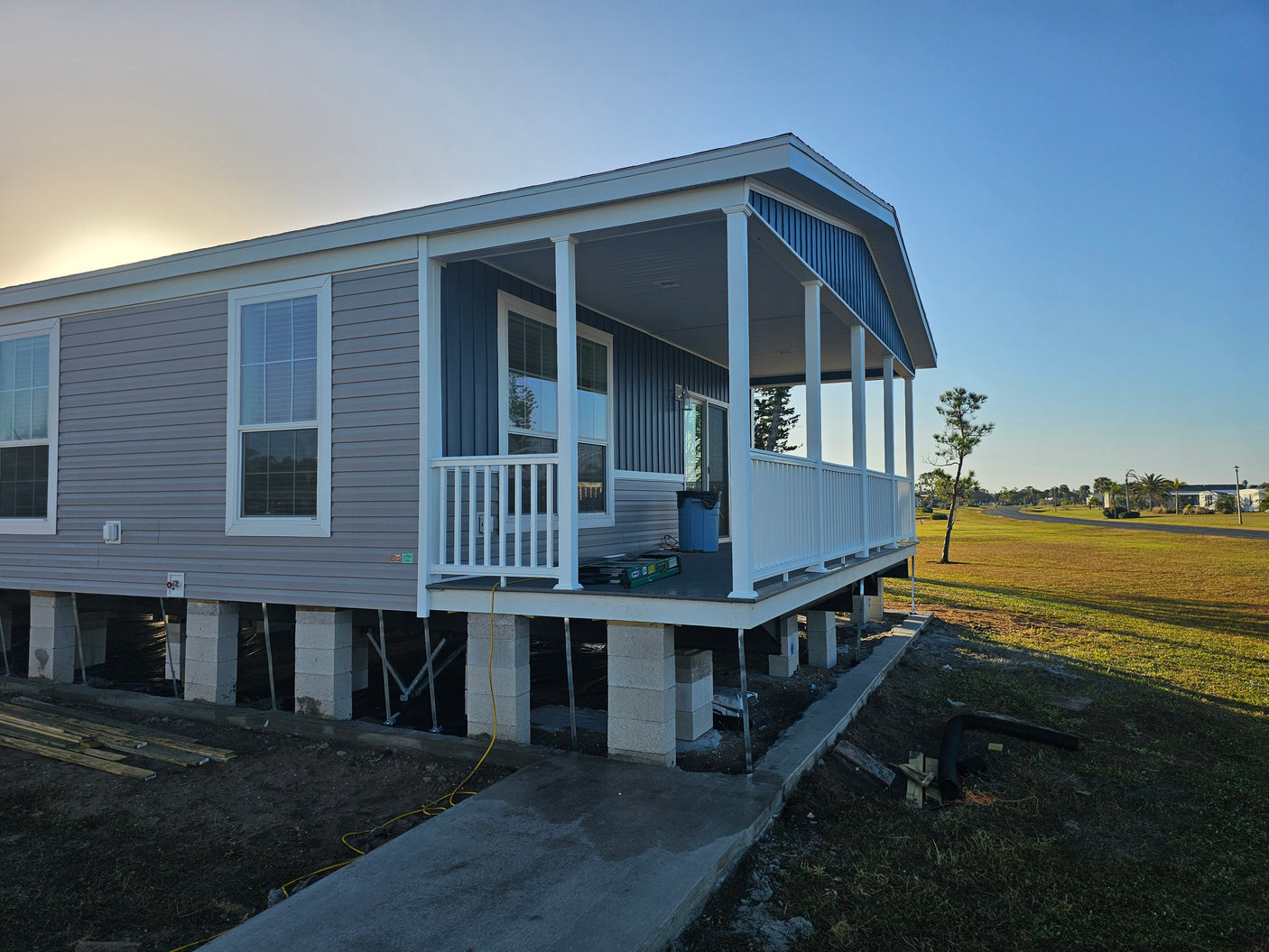 Silver Springs LE 5001-A-Stilt