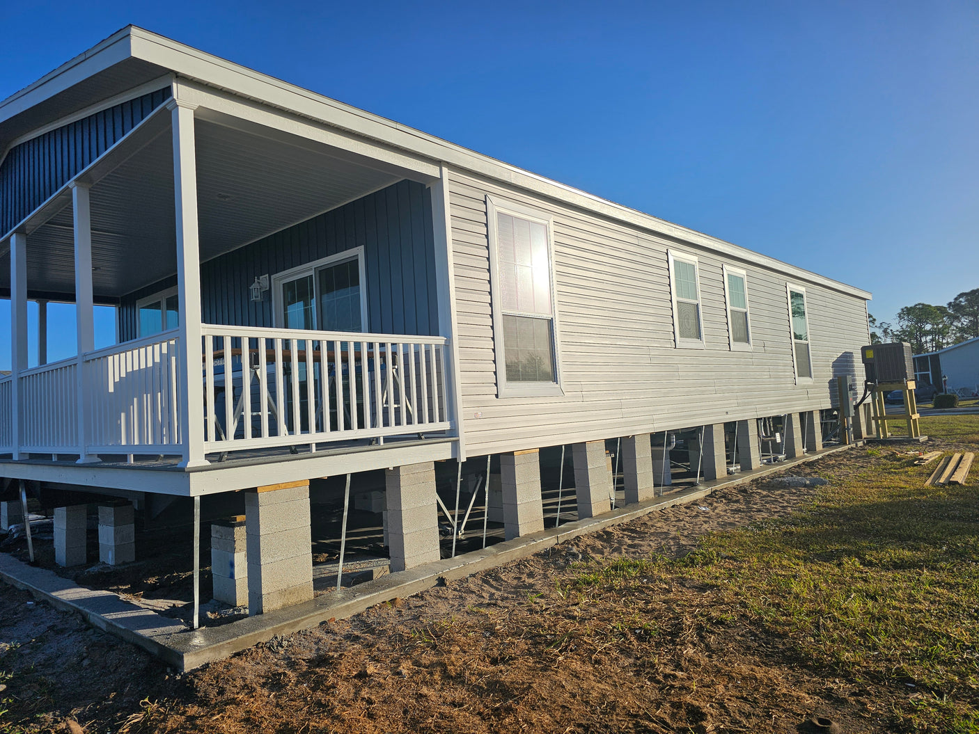 Silver Springs LE 5001-A-Stilt