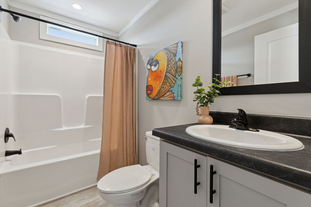 Lake Manor LM2846H22140