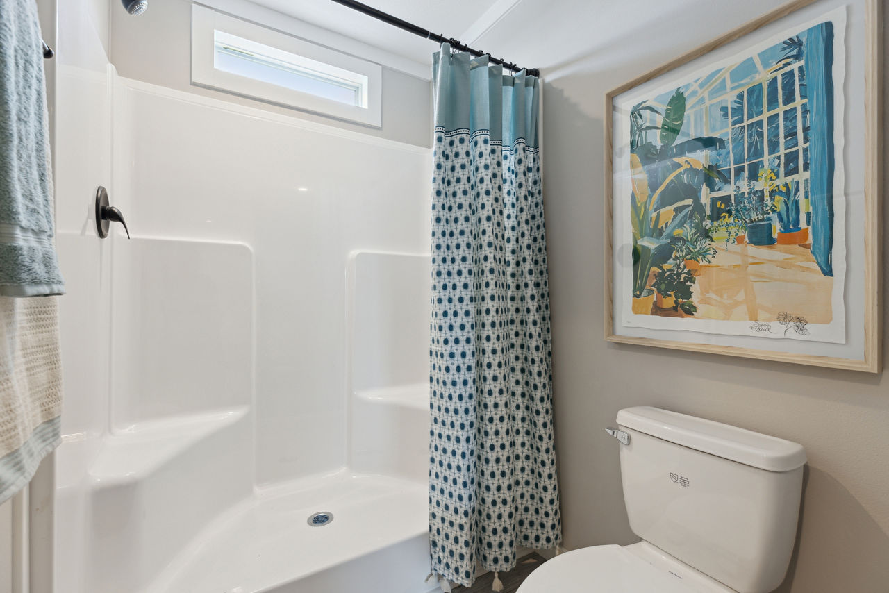 Lake Manor LM2846H22140