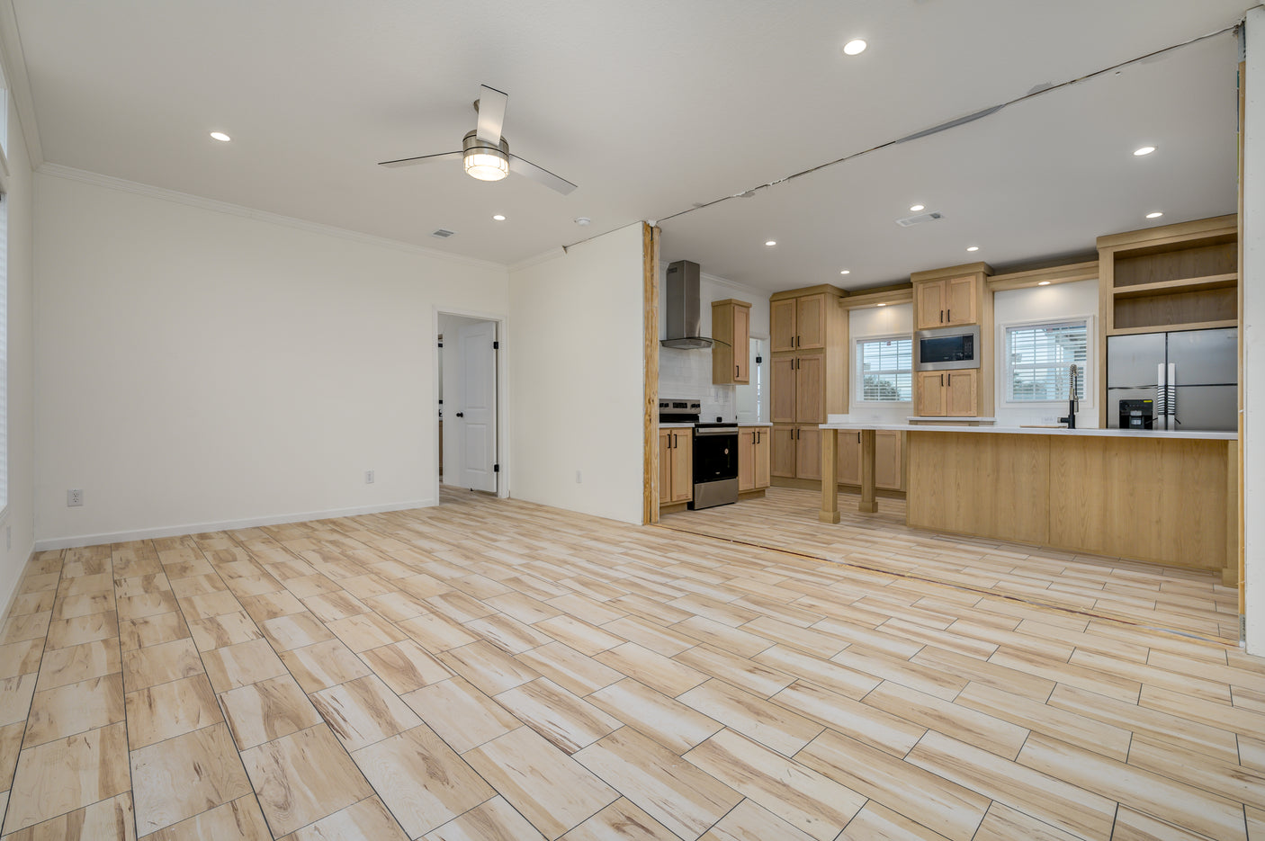 Trinity RH4603A - Stock