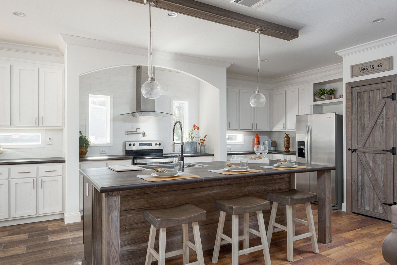 Cypress Manor C5644A