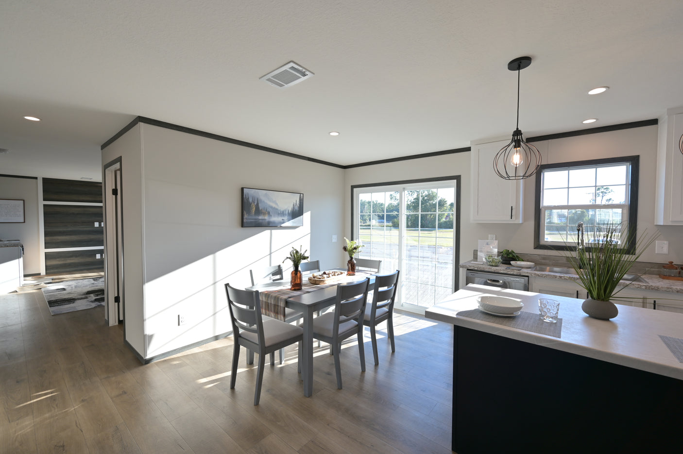 Lake Manor LM3260H32P03