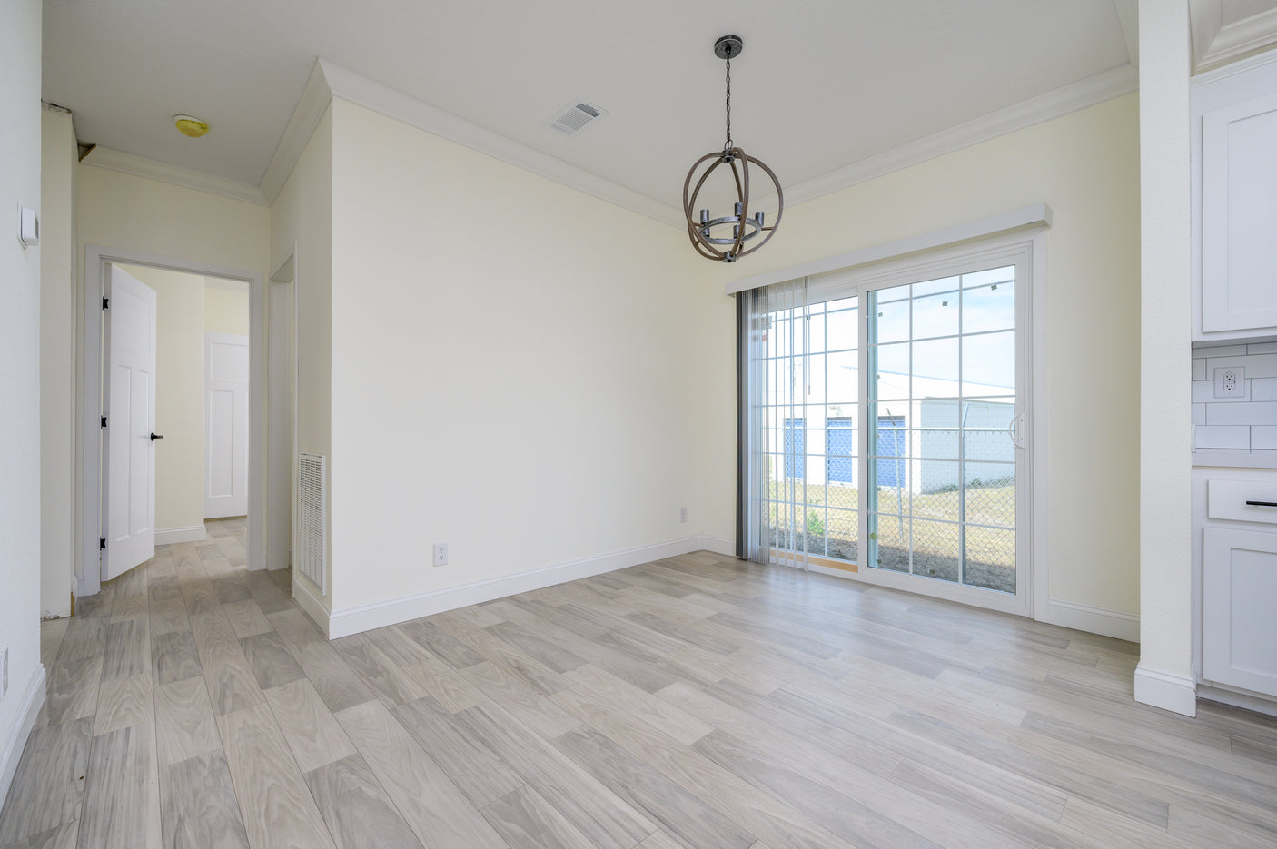 Legend Express 2860478-LGX - 4B - Stock