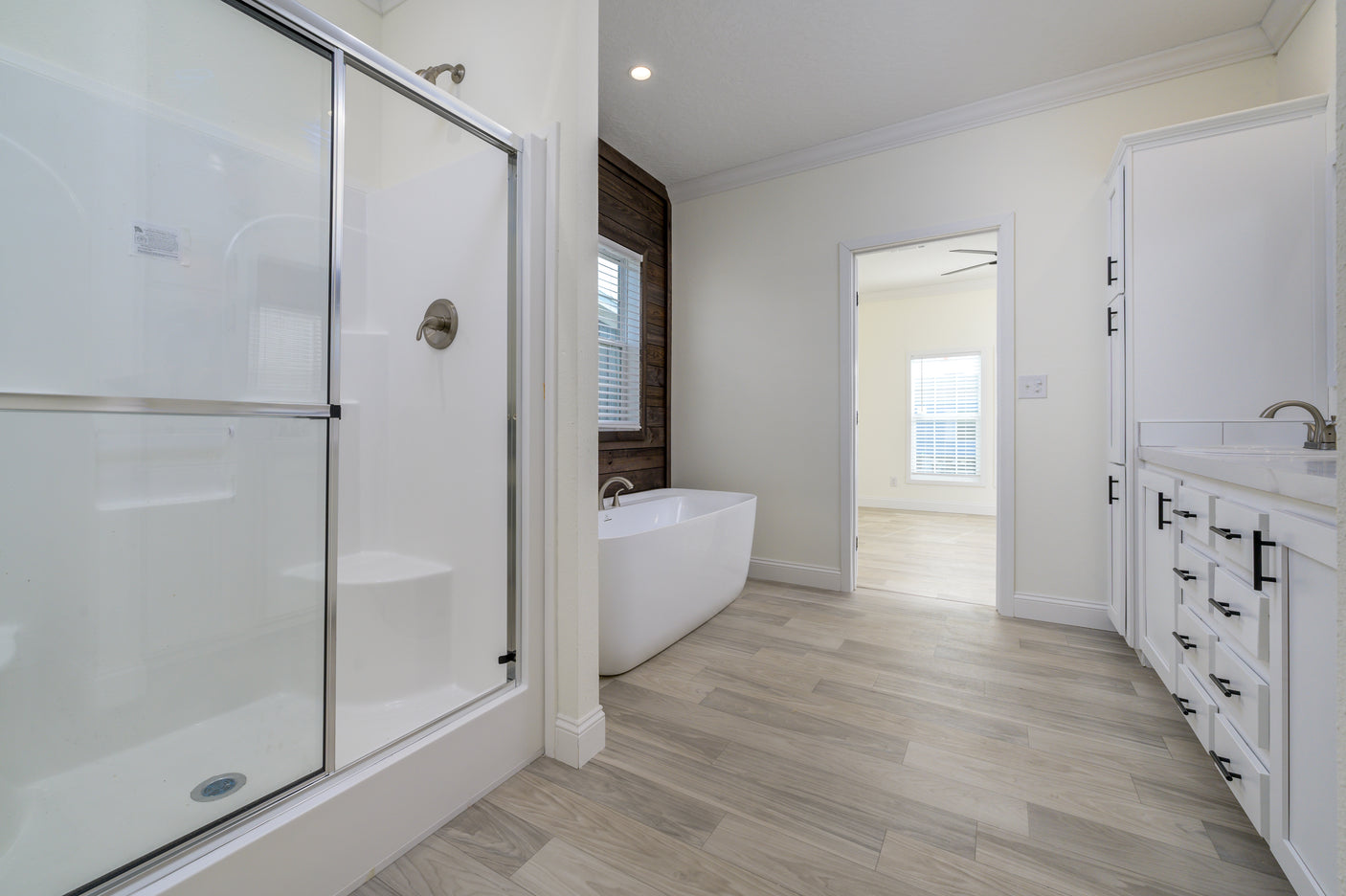 Legend Express 2860478-LGX - 4B - Stock