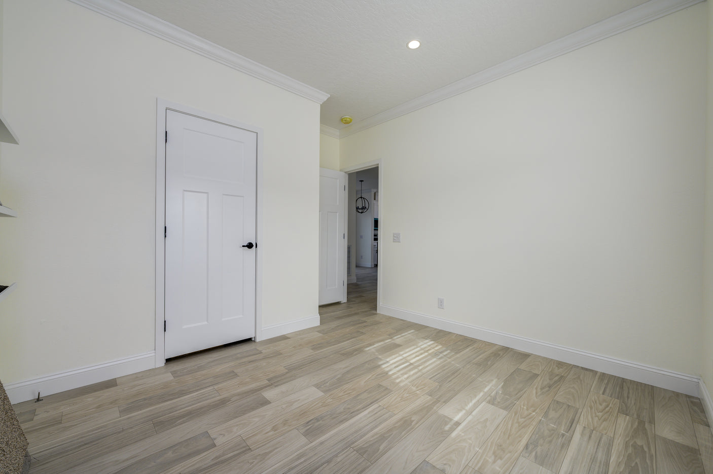 Legend Express 2860478-LGX - 4B - Stock