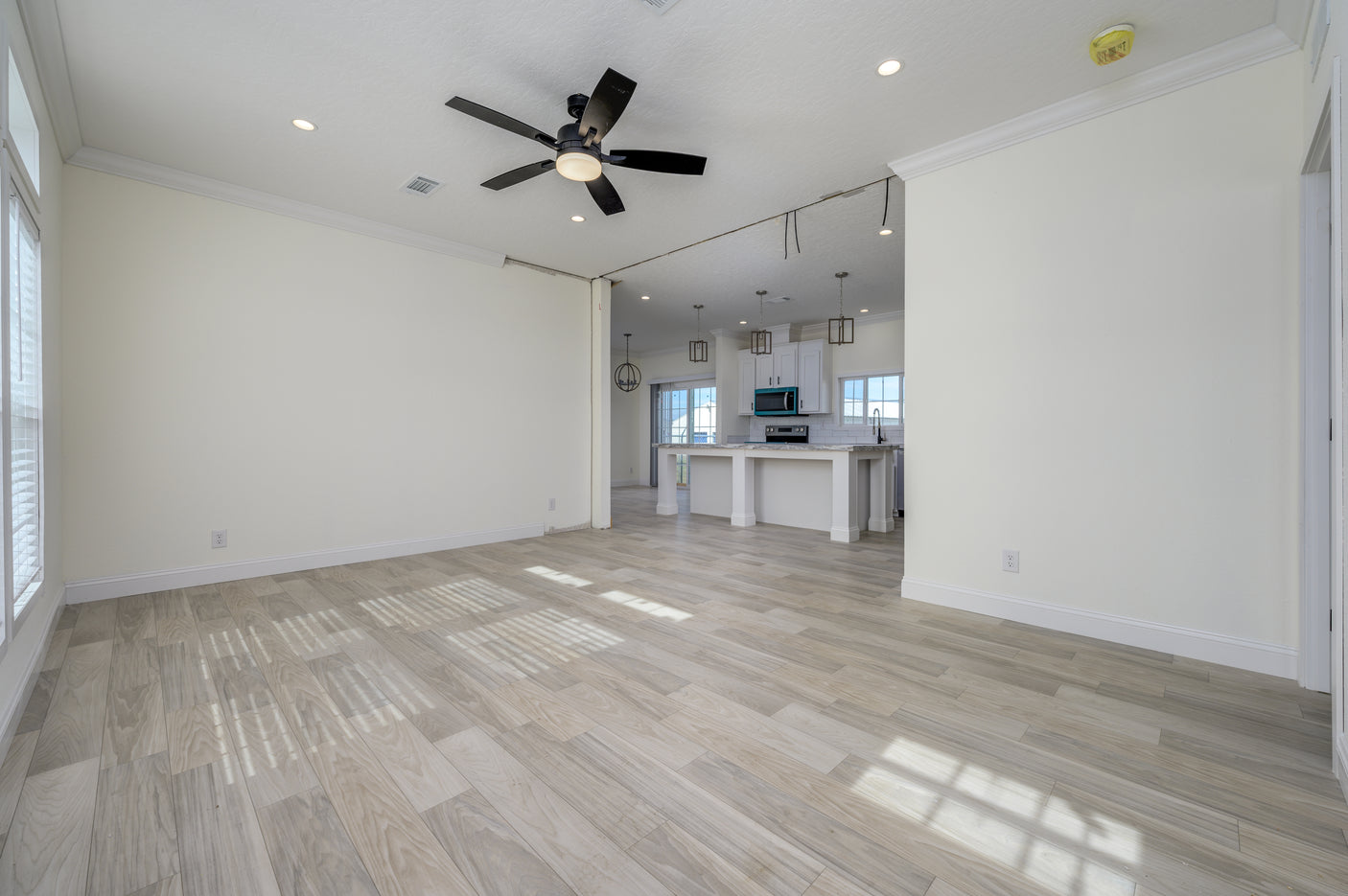 Legend Express 2860478-LGX - 3B