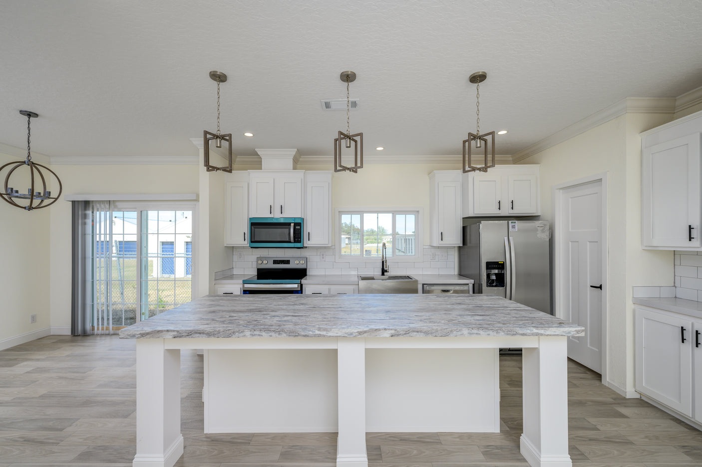 Legend Express 2860478-LGX - 4B - Stock