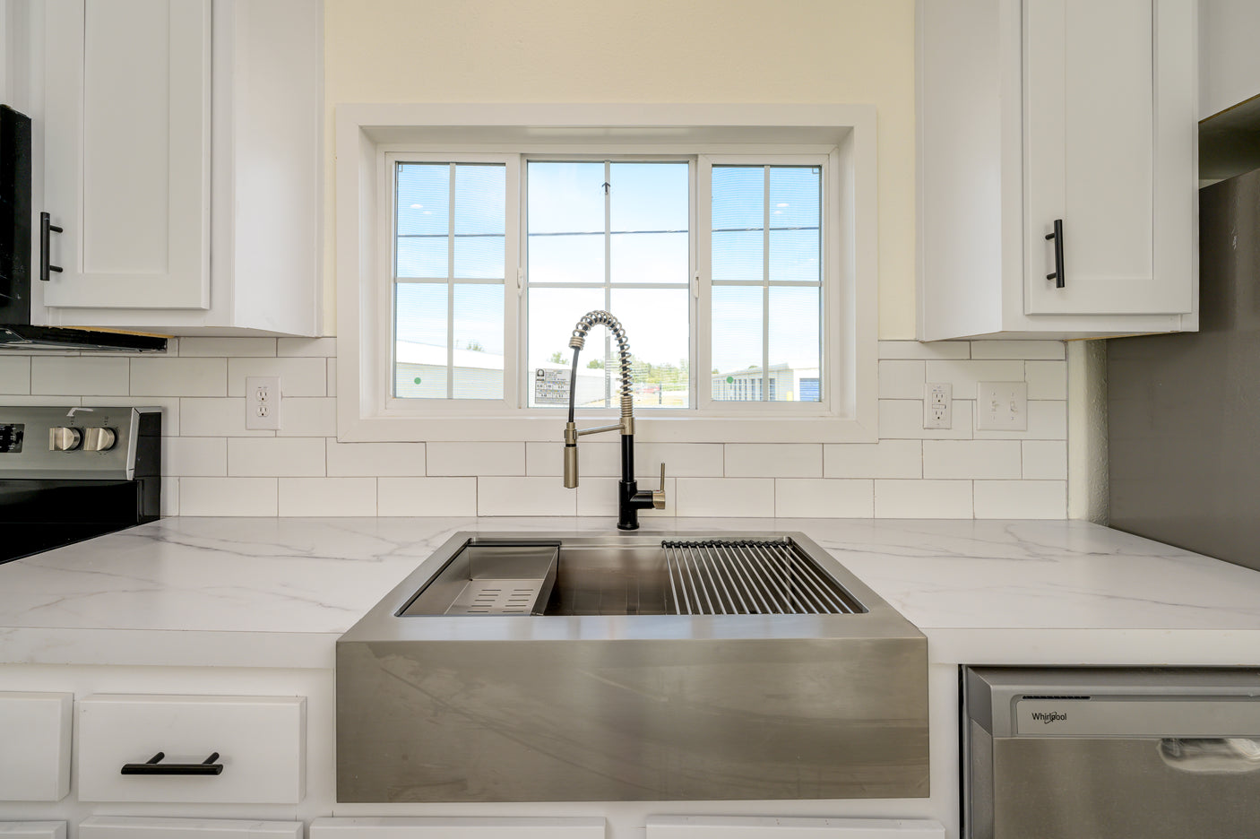 Legend Express 2860478-LGX - 4B - Stock