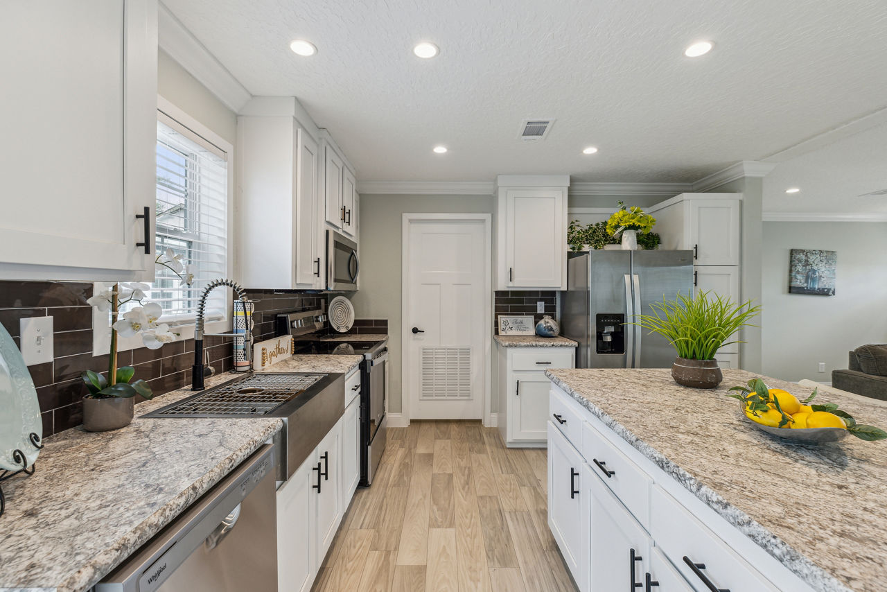 Waycross Express 2852477-EXP