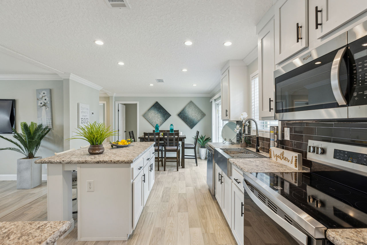 Waycross Express 2852477-EXP