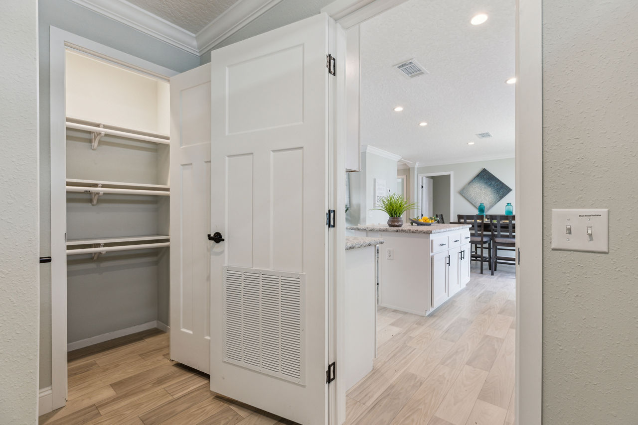 Waycross Express 2852477-EXP