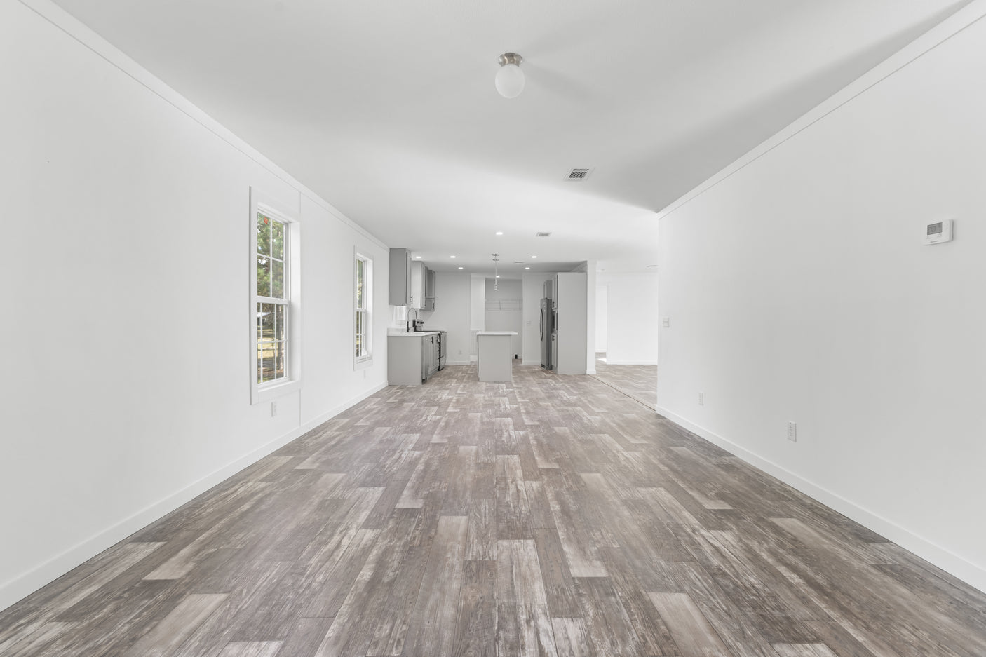 Lake Manor LM2868H42P01