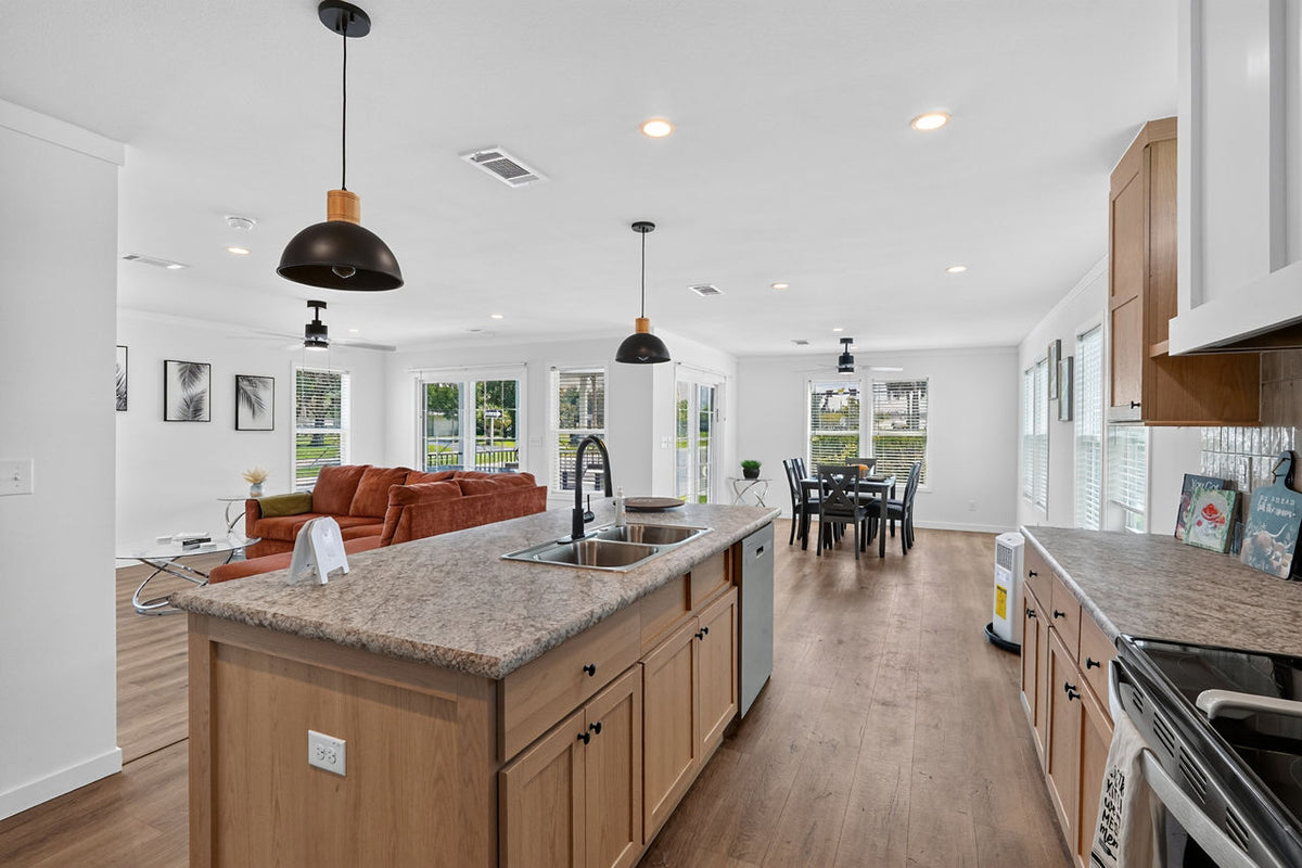 Key Largo 2856H22498