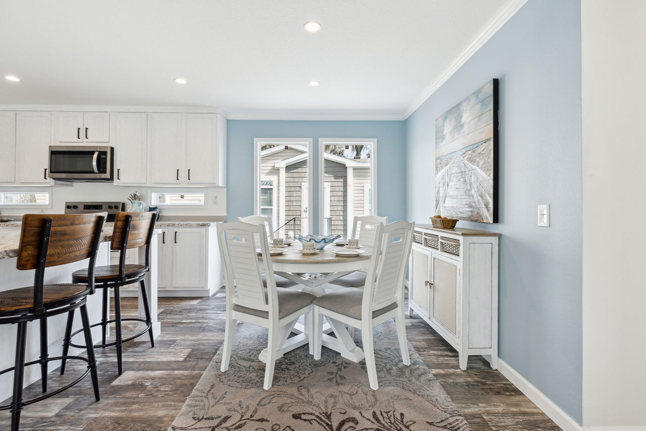 Pine Manor PM4523A