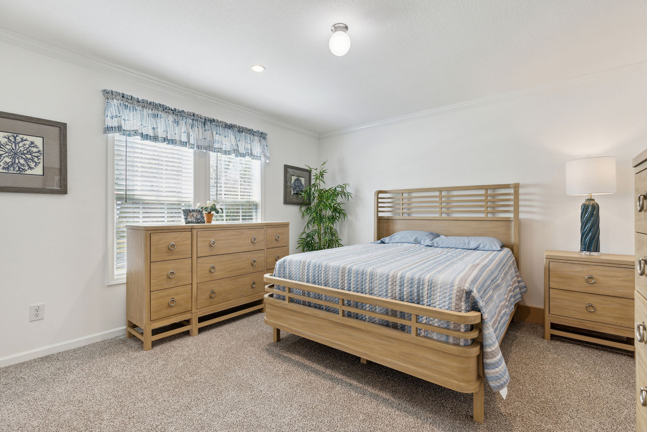Pine Manor PM4523A