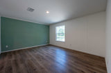 Lake Manor LM2856H32P01