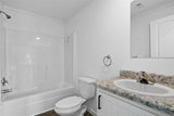 Lake Manor LM2840H32P01